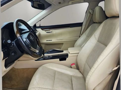Used 2015 Lexus ES 350 w/ Luxury Package FWD image 13