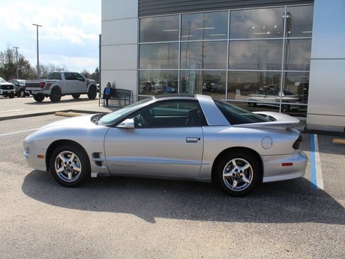 Used 1998 Pontiac Firebird Formula w/ Security Pkg image 7