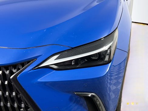 Used 2023 Lexus NX 250 FWD w/ Premium Package image 12