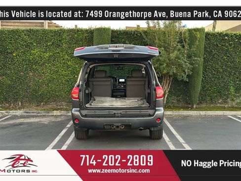 Used 2011 Toyota Sequoia Platinum image 16