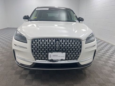 Used 2023 Lincoln Corsair AWD w/ Equipment Group 101A image 3