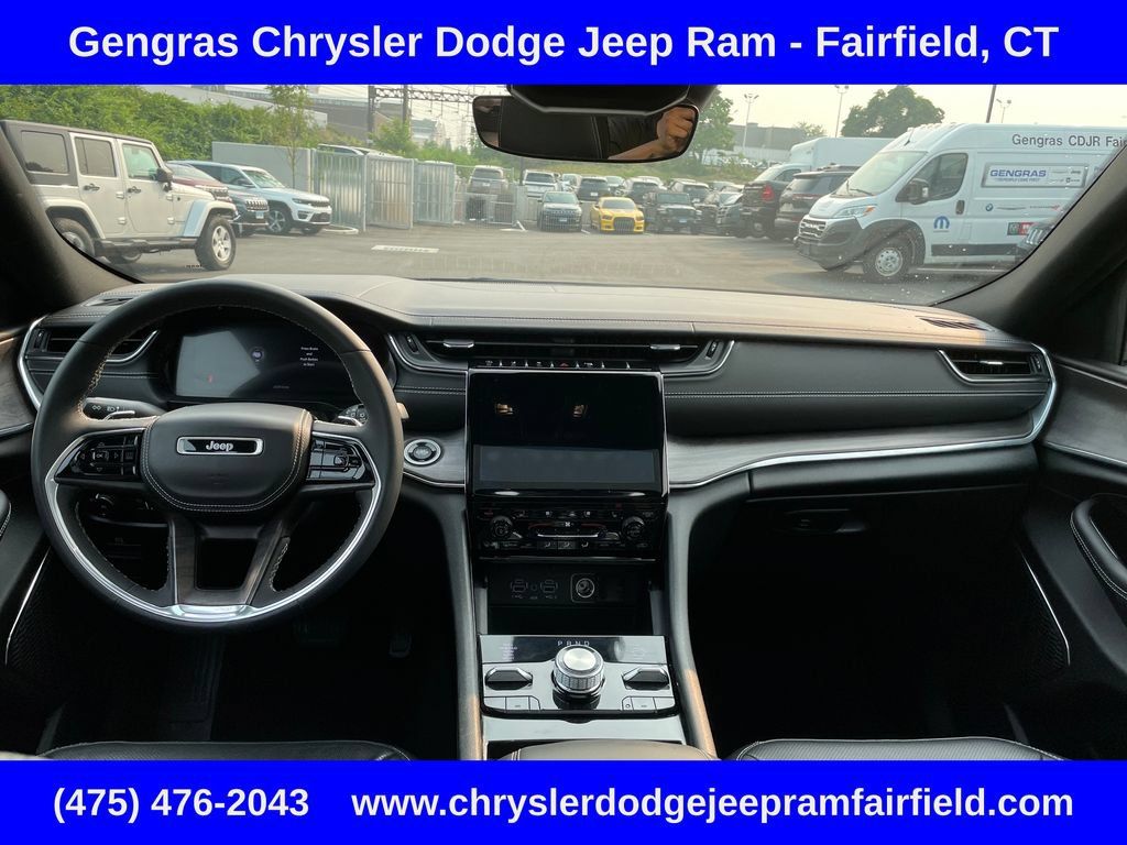 Certified 2023 Jeep Grand Cherokee Overland AWD/4WD image 59