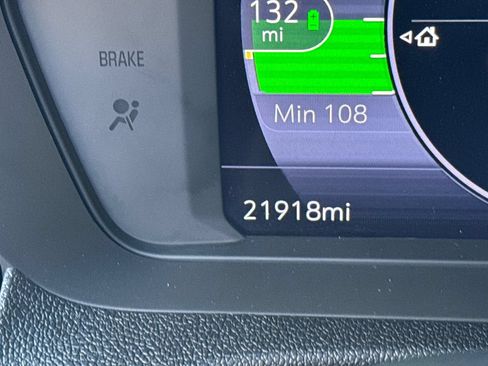 Used 2023 Chevrolet Bolt LT w/ Infotainment Package FWD image 3