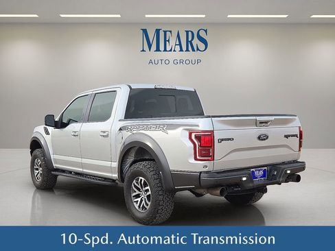 Used 2017 Ford F150 Raptor w/ Equipment Group 802A Luxury image 4