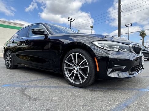 Used 2021 BMW 330i Sedan w/ Driving Assistance Package RWD image 9