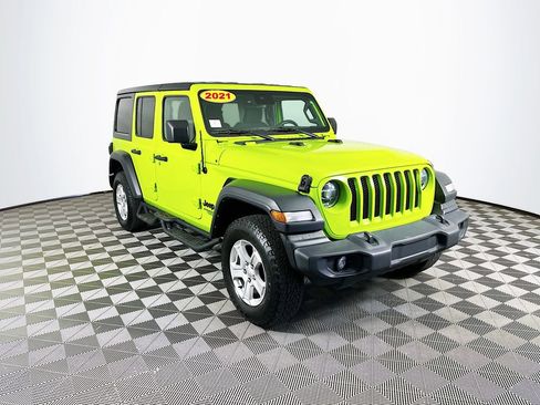 Used 2021 Jeep Wrangler Unlimited Sport AWD/4WD image 3
