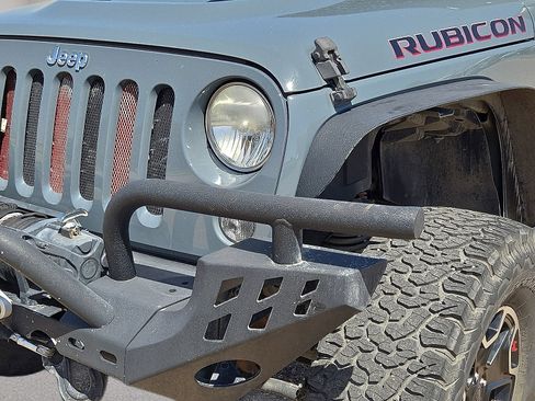 Used 2014 Jeep Wrangler Unlimited Rubicon AWD/4WD image 10