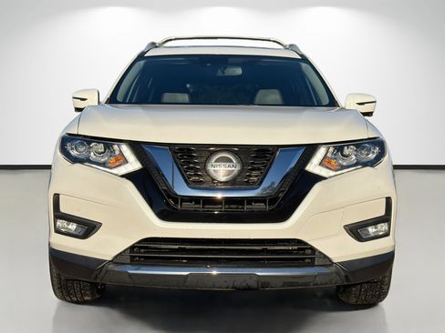 Used 2019 Nissan Rogue SL w/ Premium Package image 8