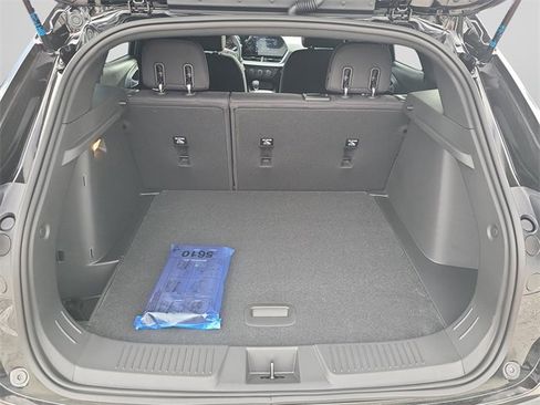 New 2026 Chevrolet Trax RS image 11