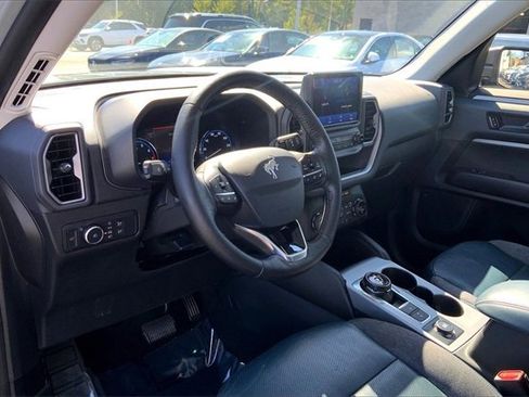 Used 2021 Ford Bronco Sport Outer Banks w/ Outer Banks Package image 14
