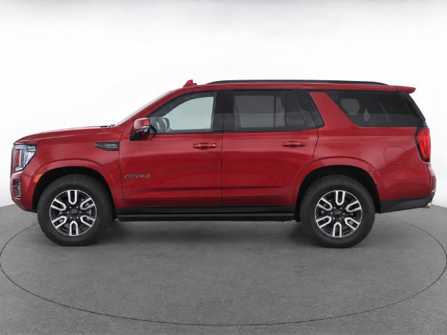 Used 2022 GMC Yukon AT4 w/ Technology Package AWD/4WD image 5