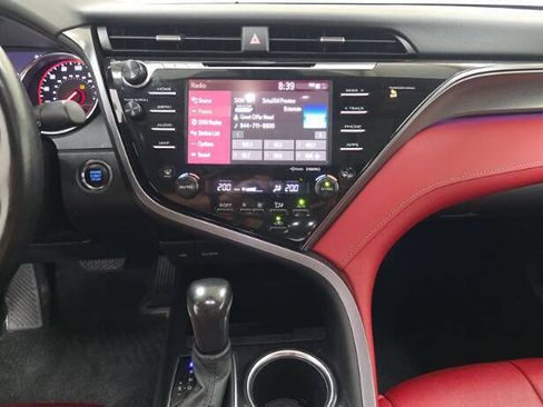 Used 2020 Toyota Camry XSE AWD/4WD image 9