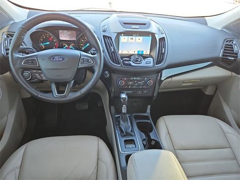 Used 2017 Ford Escape Titanium image 9