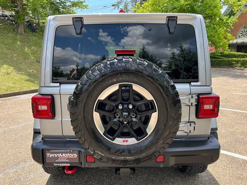 Used 2018 Jeep Wrangler Unlimited Rubicon AWD/4WD image 45