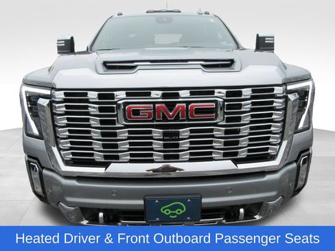 Certified 2025 GMC Sierra 2500 Denali w/ Denali Reserve Package AWD/4WD image 9