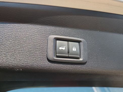 Used 2023 Mitsubishi Outlander SE image 14