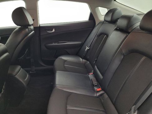 Used 2018 Kia Optima S FWD image 18