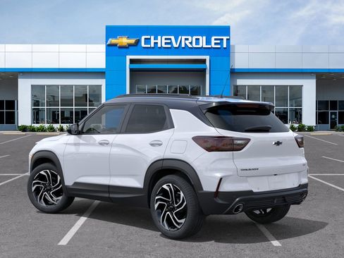 New 2026 Chevrolet TrailBlazer RS w/ Convenience Package FWD image 3