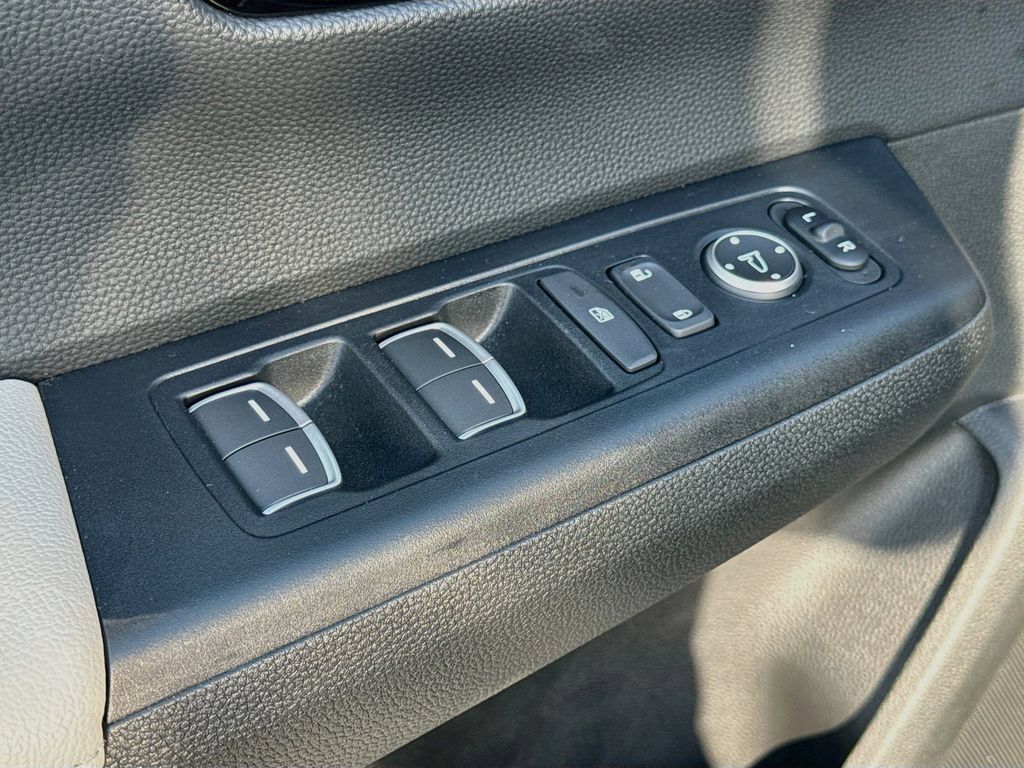 Used 2026 Honda CR-V EX-L image 20