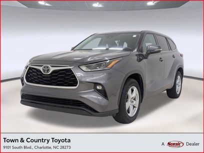 Used 2021 Toyota Highlander LE