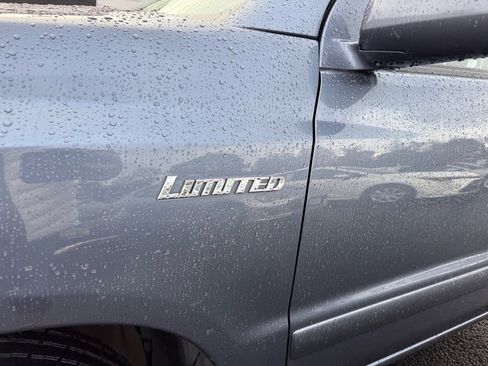 Used 2005 Toyota Highlander Limited image 13