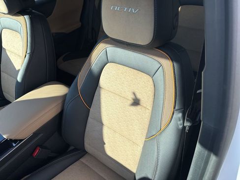 New 2026 Chevrolet Equinox ACTIV w/ Safety and Technology Package AWD/4WD image 17