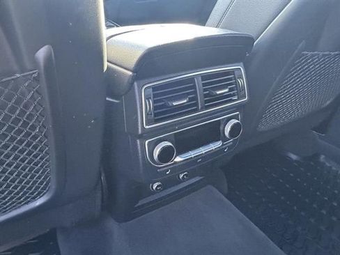 Used 2018 Audi Q7 3.0T Prestige w/ Prestige Package image 33