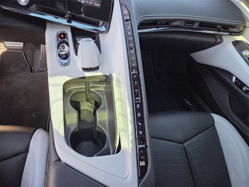 Used 2023 Chevrolet Corvette Stingray Preferred Conv w/ Stealth Interior Trim Package image 23