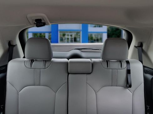 Used 2025 Honda Pilot Touring image 33