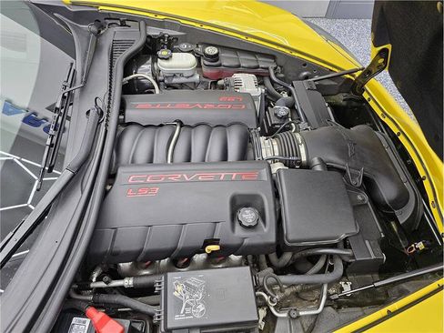 Used 2008 Chevrolet Corvette Convertible w/ Preferred Equipment Group image 9