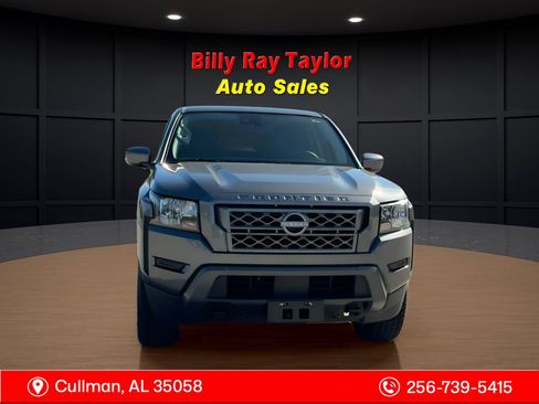 Used 2024 Nissan Frontier SV image 29