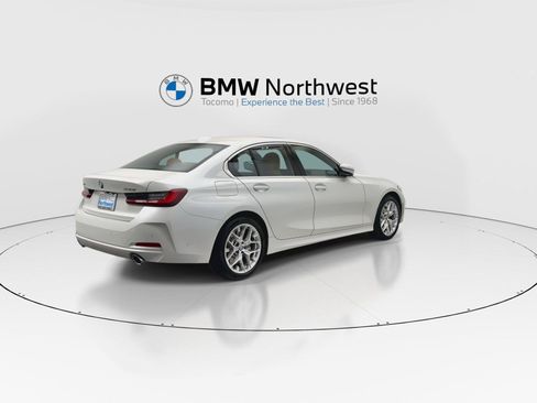 Used 2026 BMW 330i xDrive Sedan w/ Convenience Package AWD/4WD image 3