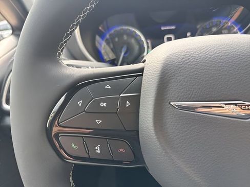 New 2026 Chrysler Pacifica Select w/ S Appearance Package image 23