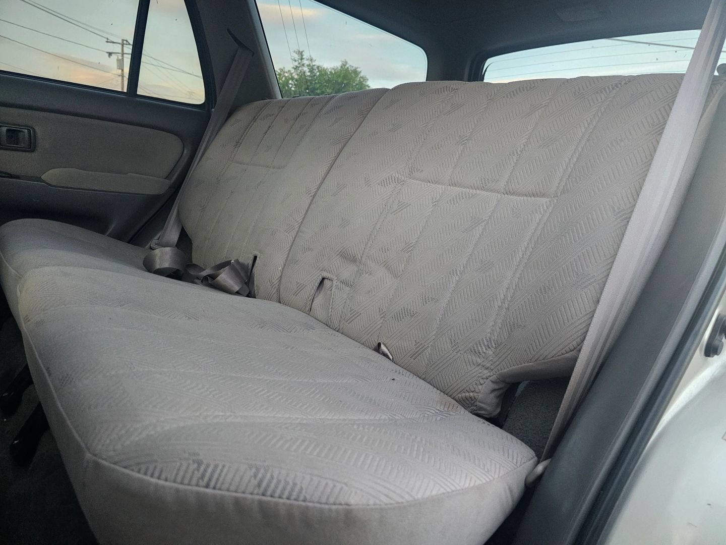 Used 2002 Toyota 4Runner SR5 RWD image 11
