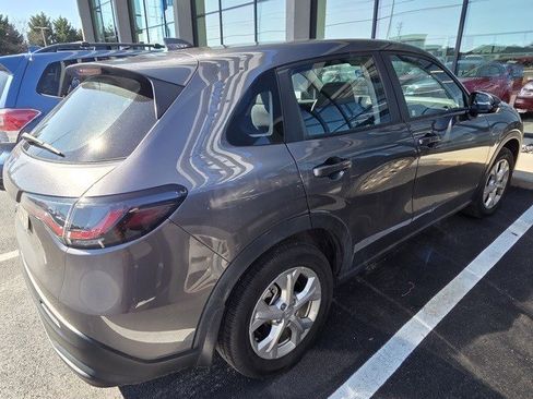 Used 2023 Honda HR-V LX image 8
