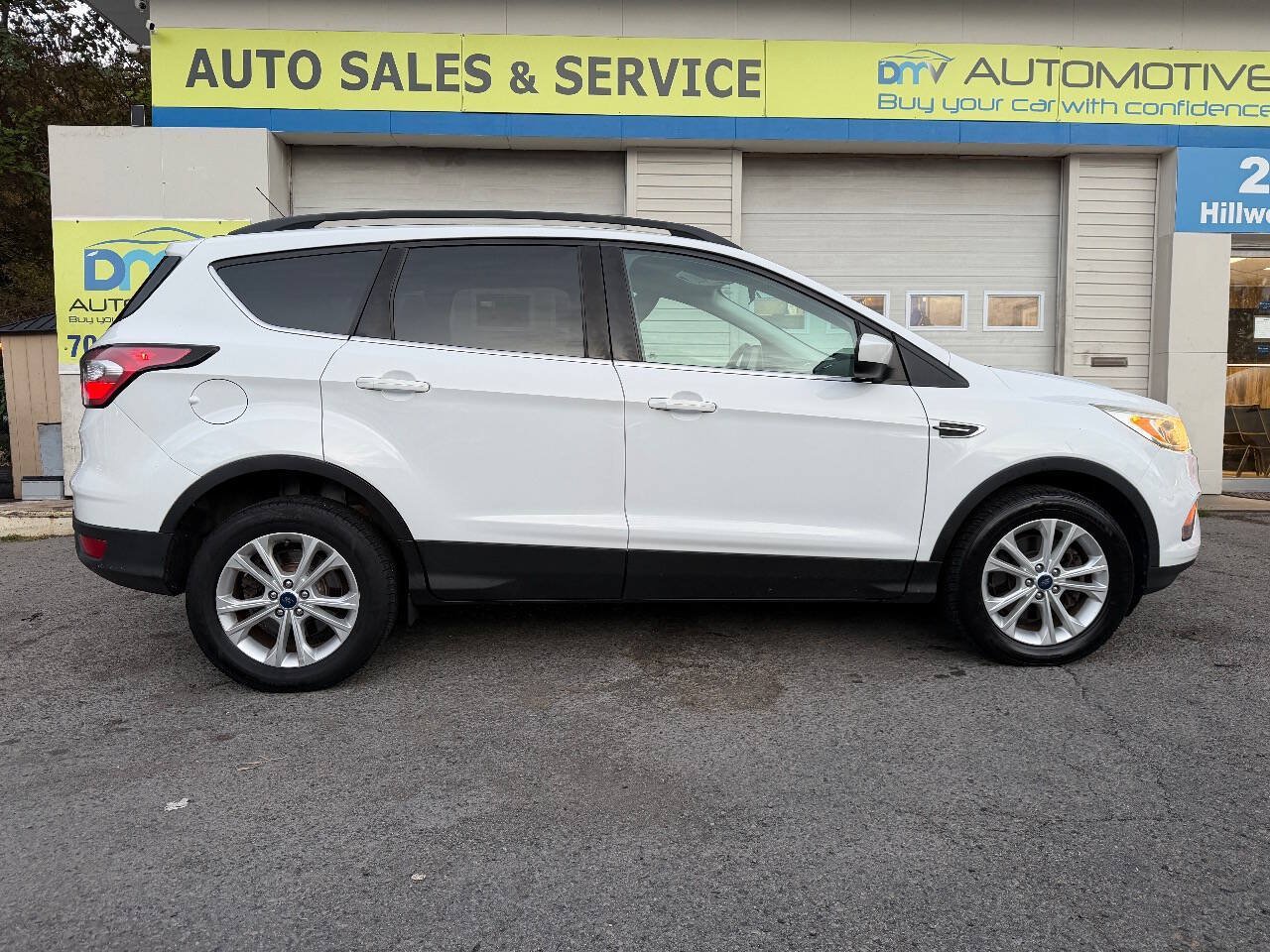 Used 2018 Ford Escape SE AWD/4WD image 5