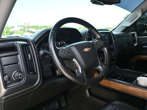 Used 2017 Chevrolet Silverado 1500 LTZ w/ Texas Edition RWD image 22