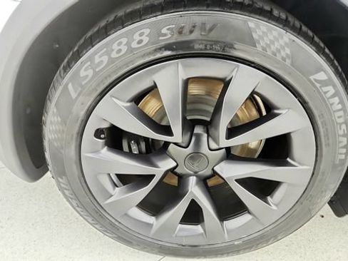 Used 2023 Tesla Model X AWD/4WD image 87