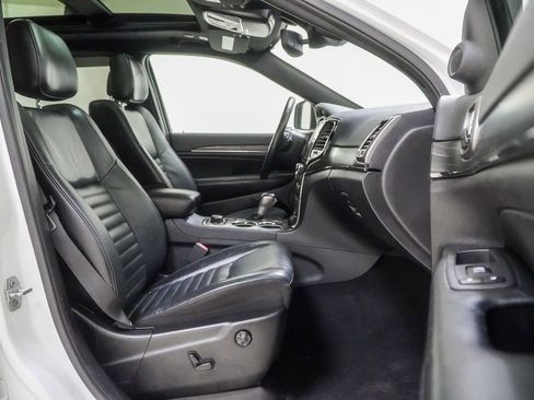 Used 2020 Jeep Grand Cherokee Limited X image 36