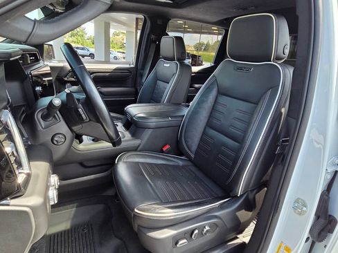 Used 2023 GMC Sierra 1500 AT4X AWD/4WD image 8