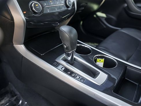 Used 2013 Nissan Altima 2.5 S image 22