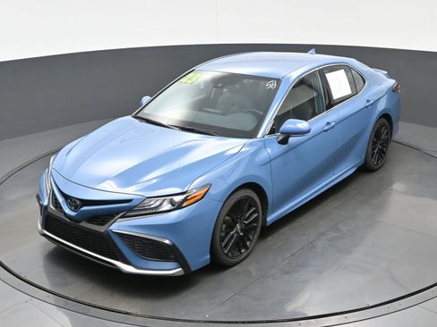 Used 2023 Toyota Camry XSE image 33