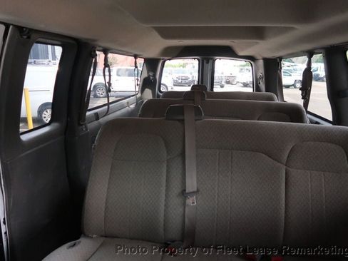 Used 2018 Chevrolet Express 3500 LT w/ LT Preferred Equipment Group RWD image 26