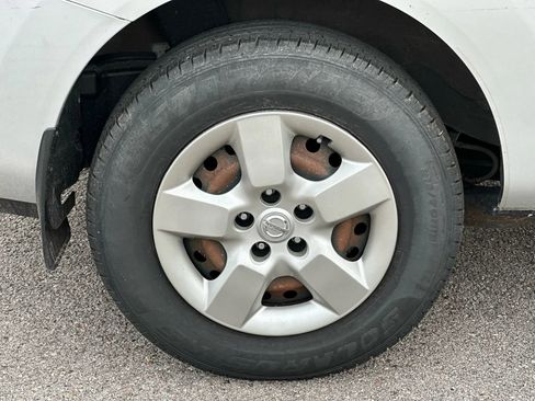 Used 2012 Nissan Rogue S image 26