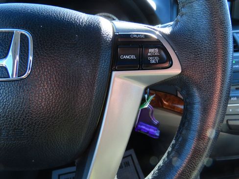 Used 2012 Honda Accord EX-L image 27