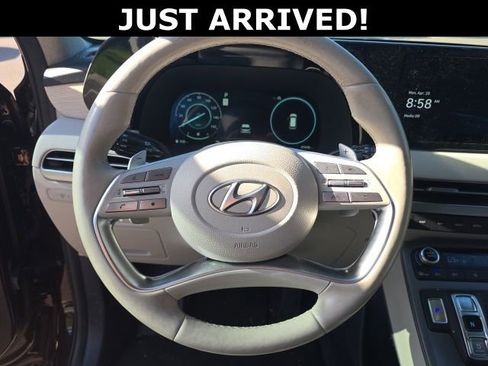 Used 2023 Hyundai Palisade Limited image 17