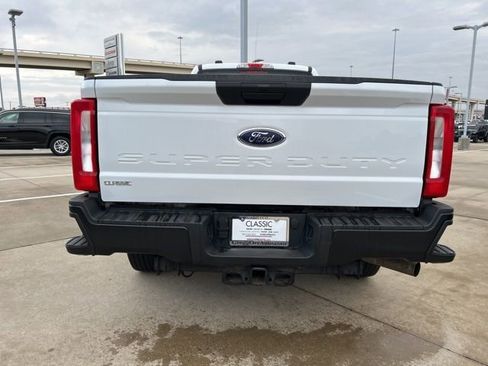 Used 2024 Ford F250 XL image 7