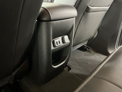 Used 2017 GMC Canyon Denali AWD/4WD image 14