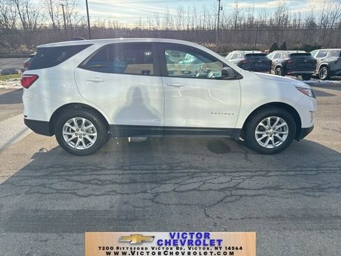 Used 2021 Chevrolet Equinox LS w/ LS Convenience Package image 7
