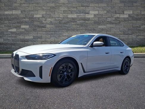 Used 2023 BMW i4 eDrive40 w/ Premium Package RWD image 3
